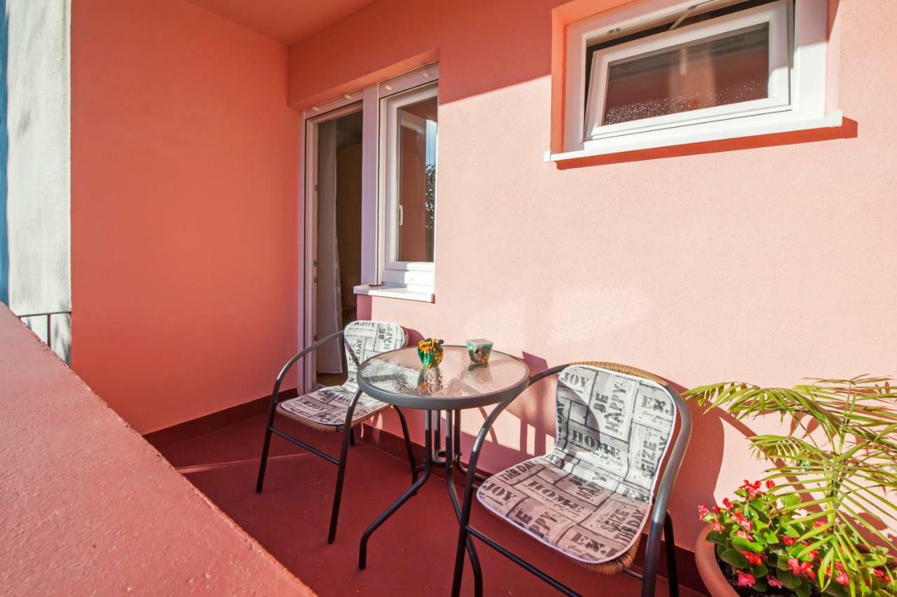 Apartman Oly Rovinj Exterior foto